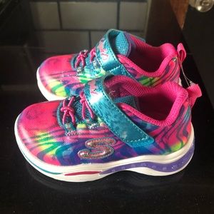Toddler sketchers shoes size 6